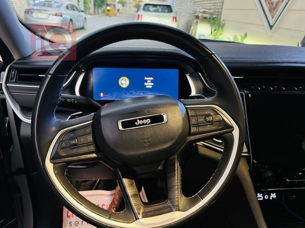 جيب جراند شيروكي